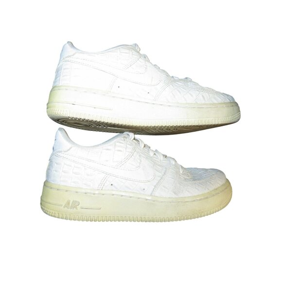 Nike Air Force 1 '07 LV8 White Croc Embossed Leather Low Top Sneakers 749144 103 - Picture 4 of 8